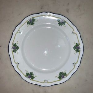 Set of Antique China - Richard Ginori Dinner Plates (2)
